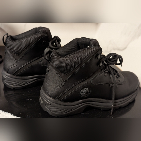 Timberland Men\'s White Ledge Waterproof Hiking Boots Size 8 Used Exc MSRP $119.9